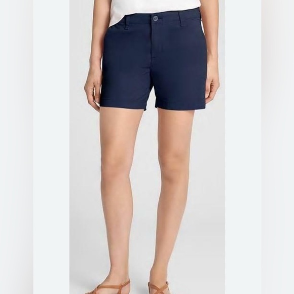 Old Navy Pants - Old Navy Mid Rise Navy Blue Shorts Size 16
